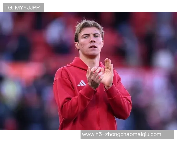 尤文图斯冬季转会目标曝光霍伊别尔伯纳贝莫利纳古斯托成热门人选