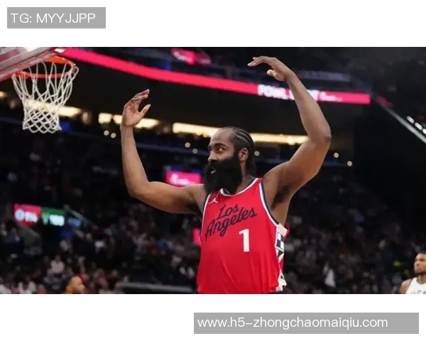 火箭媒体人点评哈登控球不稳老詹与保罗主控更具安全感