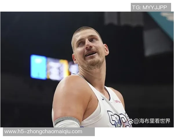 约基奇首节拼尽全力三分球命中率高但球队正负值惨淡显示困境